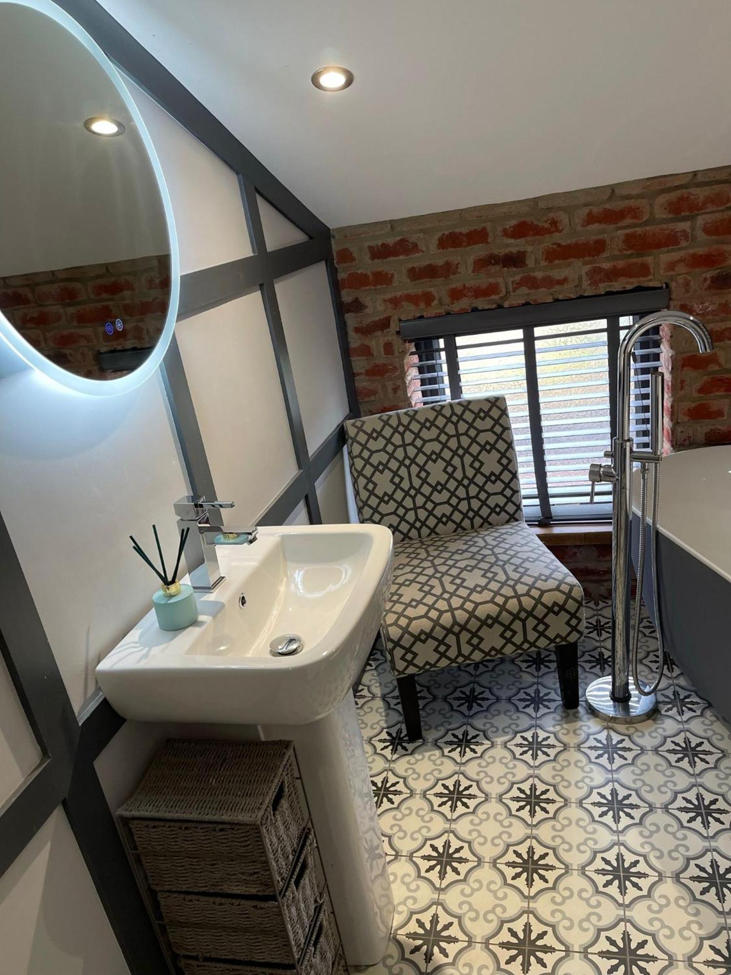 Town Center Cottage With Hot Tub Morpeth Exterior foto